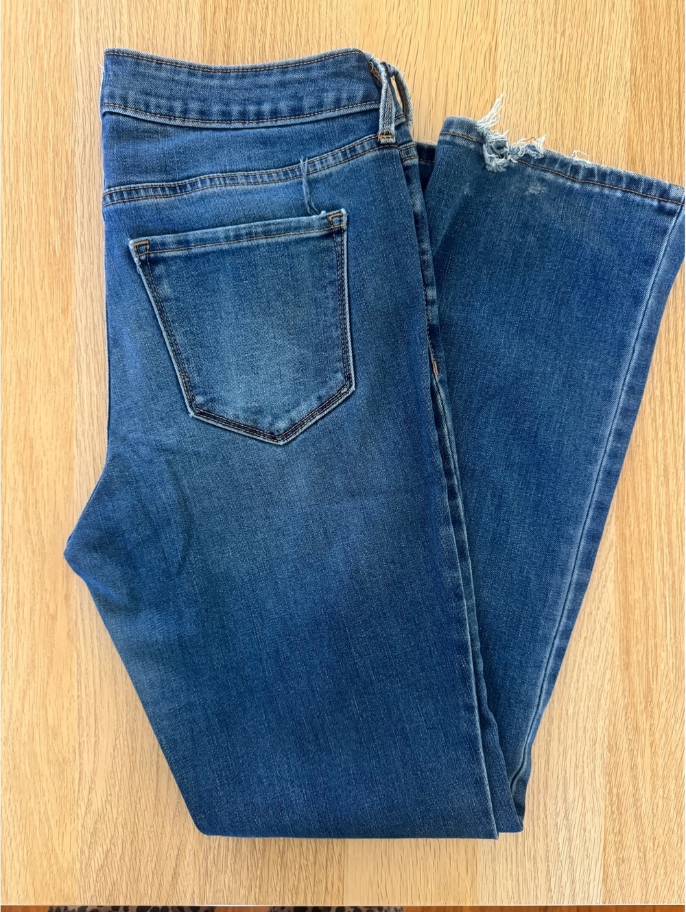 Old Navy Denim Lot Size 10 Mid & High Rise Kicker Bootcut Flare Jeans (3 Pairs) - Picture 3 of 7